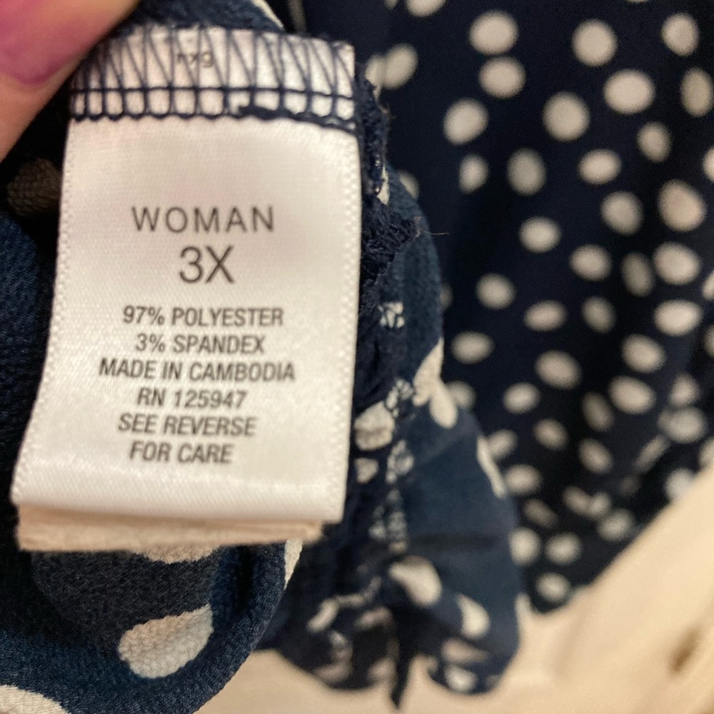 Plus size blouse - Picture 10 of 12